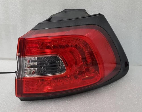 2014-2018 Jeep Cherokee Passenger Right Side LED Tail Light Taillight RH OEM used OEM tail light