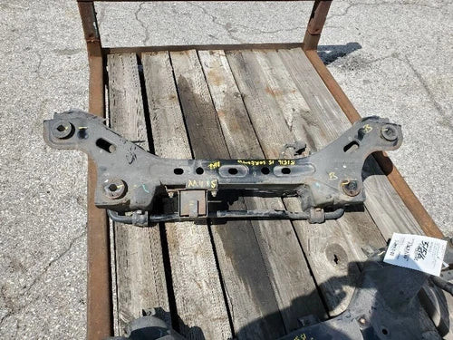 2014 2015 Kia Sorento & 2013 2016 Hyundai Santa FE Rear FWD Subframe Crossmember used OEM rear subframe and crossmember