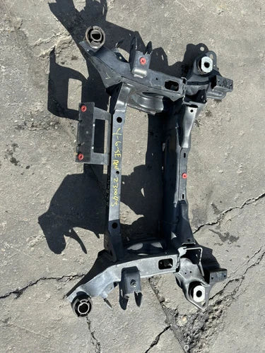 2014 FORD FUSION HYBRID S 2.0L FWD REAR SUSPENSION CROSSMEMBER SUBFRAME OEM used OEM rear subframe and crossmember