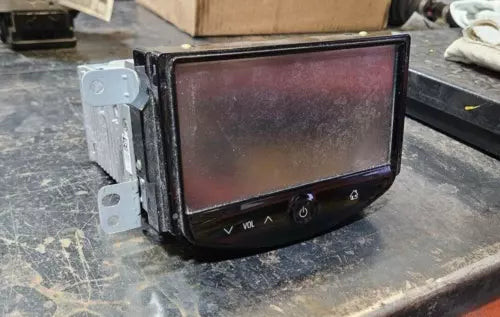 2015-2016 Chevy Trax Radio Receiver Display Screen W/O Satellite Receiver OEM used OEM infotainment display