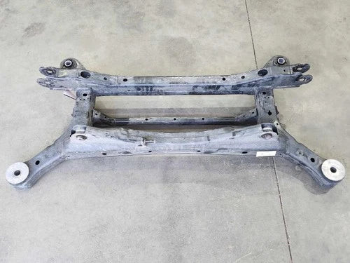 17-24 Chrysler Pacifica FWD Rear Crossmember Subframe Genuine OEM 68261559AG used OEM rear subframe and crossmember