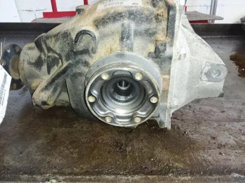 2007-2010 BMW X3 (si) Rear Differential Carrier OEM Assembly 3.0L AT 4.44 Ratio Used used OEM rear differential carrier