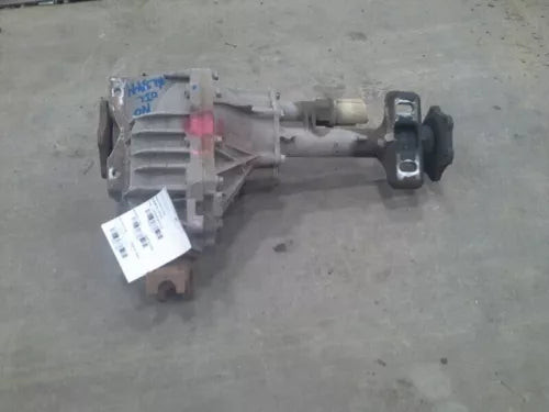 2007-2013 Chevrolet Silverado 1500 Front Differential Carrier Assembly 3.73 ratio Used OEM front differential carrier used OEM front differential carrier
