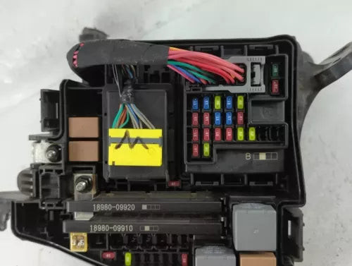 2020-2023 Hyundai Sonata Engine Fusebox Fuse Box Relay Module Factory OEM used OEM fuse box or power module
