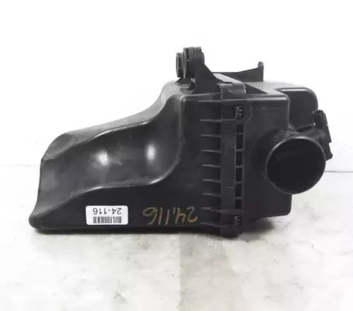 2019-2023 Mazda 3 Air Cleaner Intake Filter Air Box Factory OEM used OEM air cleaner assembly