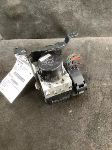 2006-2008 Suzuki Grand Vitara ABS Anti Lock Brake Pump Module OEM used OEM ABS pump and module