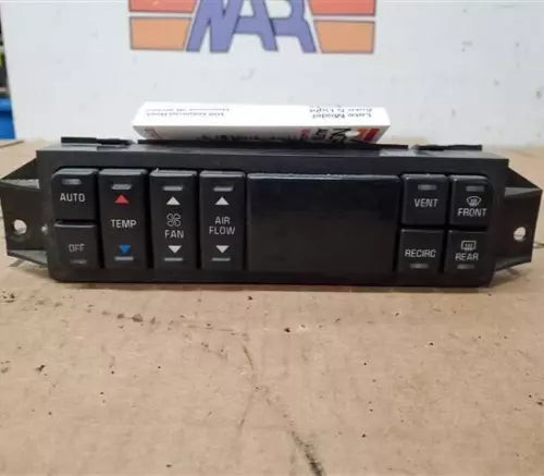 1997-2005 Buick Park Ave AC Heater Digital Temperature Climate Control used OEM A/C climate control module