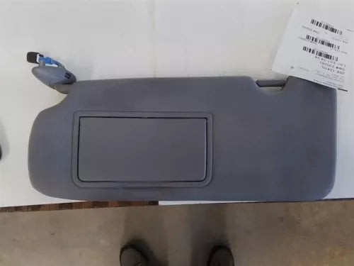 2017-2022 Honda CRV Left Driver Sun Visor Gray illuminated W/Mirror Oem used OEM sun visor