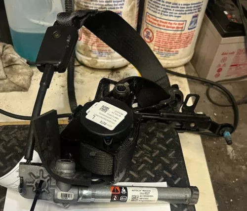 2011-2017 Buick Enclave Traverse Driver Seat Belt Retractor Assembly COLOR BLACK used OEM seat belt assembly