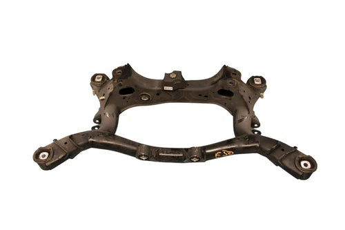 12-18 BMW 320i 328i F30 Rear Subframe Crossmember Cross Member W/ Sway Bar Oem used OEM sway bar