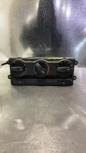 2004-2008 Ford F-150 A/C Heater Temperature Climate Assembly OEM used OEM A/C climate control module
