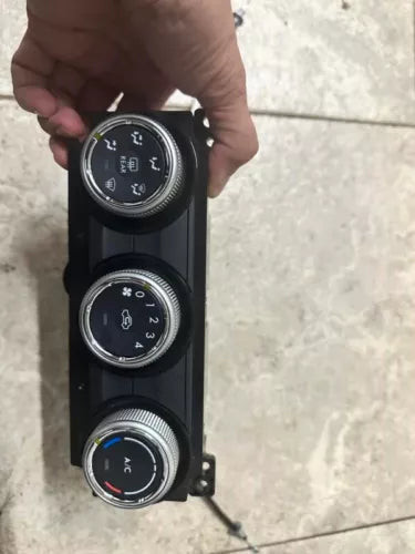 2015- 2017 Subaru Impreza XV Crosstrek Manual Heater AC Temperature Control OEM Used used OEM A/C climate control module