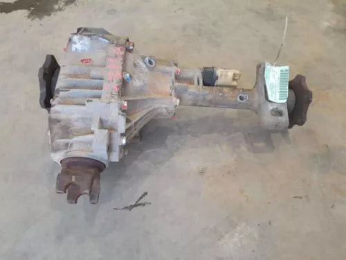 1999-2007 Chevrolet Silverado 1500 Front Axle Differential Carrier 3.73 Ratio OEM Used used OEM differential carrier