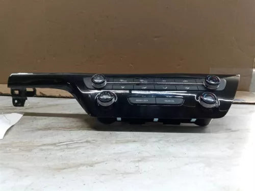 2016-2020 Kia Sedona Dash Mounted AC Heater Temperature Climate Control OEM used OEM A/C climate control module