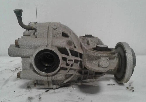 2015-2019 Dodge Charger Rear Axle Differential Carrier Assembly RWD 2.62 Ratio Used OEM differential carrier used OEM differential carrier