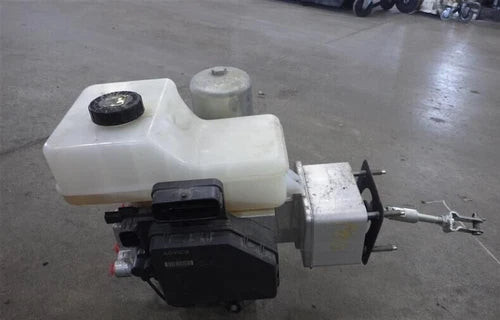 2016-2021 Nissan Titan XD NV 1500 NV 2500 NV 3500 Power Brake Booster OEM used OEM brake booster