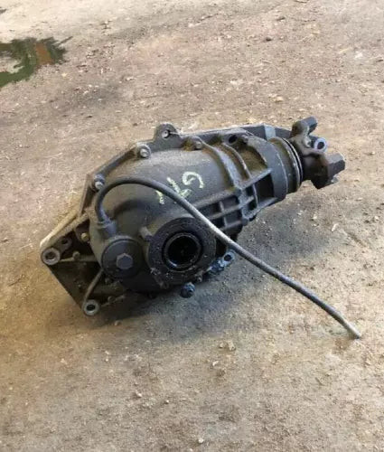2004-2007 Buick Rainier 3.73 Ratio Front Axle Differential Carrier Assembly OEM Used used OEM differential carrier