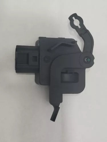 JEEP GRAND CHEROKEE 1999-2004 REAR LIFT GATE HATCH DOOR LATCH LOCK ACTUATOR OEM used OEM door lock latch