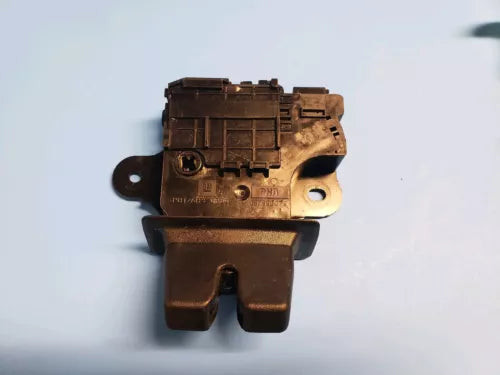 Chevy Malibu 2013 - 2018 OEM Trunk Latch Lock Actuator Deck Lid Release 13501988 used OEM deck lid