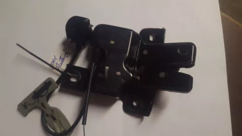 Ford Taurus Mercury Sable 2000-2007 Trunk Latch OEM Lid Actuator Release Lock used OEM deck lid or liftgate latch