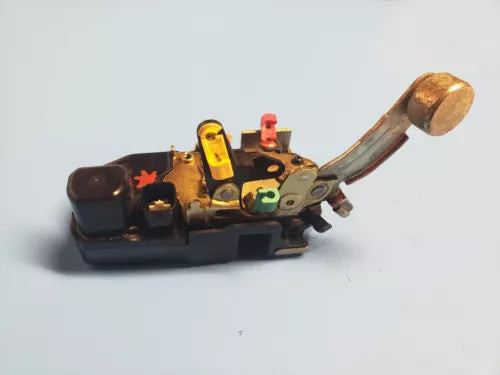 JEEP LIBERTY 2002-2007 OEM DOOR LATCH LOCK ACTUATOR DRIVERS SIDE LEFT FRONT used OEM door lock latch