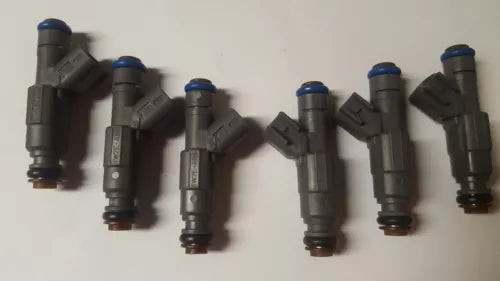 Bosch Fuel Injectors EV6 Set Of 6 Upgrade 27lb Jeep 4.0L 4 Hole 1999-2004 used OEM auto part