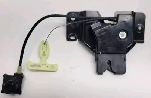 Lincoln Town Car 2008-2011 Trunk Latch OEM Release Deck Actuator 8W1A-5443282-AB used OEM deck lid or liftgate latch