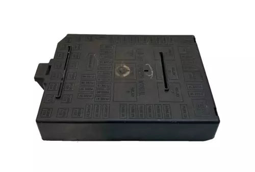Fuse Box Cover Fits 2003 - 2006 Ford Expedition used OEM fuse box or power module