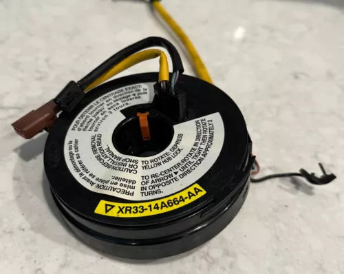1999 2000 2001 2002 2003 2004 FORD MUSTANG CLOCKSPRING XR33-14A664-AA used OEM clock spring