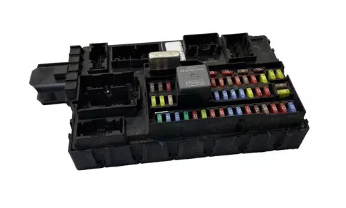 MULTIFUNCTION MODULE FUSE RELAY BOX LINCOLN MKZ 2010-2012 AG1T-14B476-CD OEM used OEM fuse box or power module