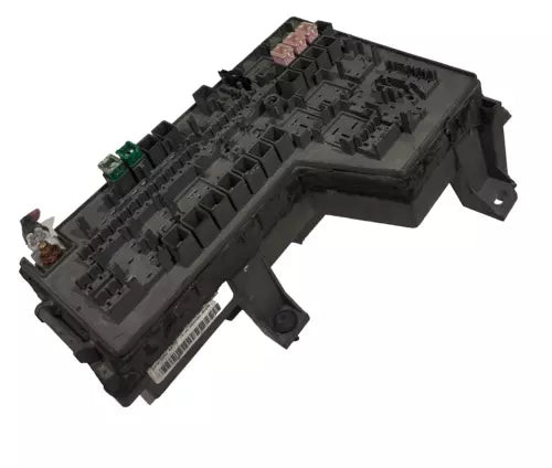 2005 - 2007 Dodge Dakota Fuse Box Relay Control Module Unit 04839703AH OEM used OEM fuse box or power module