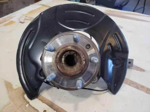 2010-2015 Chevy Camaro Front Left Driver Spindle Knuckle Assembly Oem used OEM steering knuckle