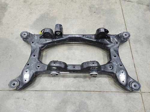18-23 Jeep Compass 4x4 Rear Subframe Crossmember Genuine OEM 68339798AA used OEM rear subframe and crossmember