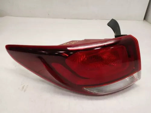 2017-2019 Hyundai Santa Fe Rear Left Driver Side Tail Light Assembly Oem used OEM tail light