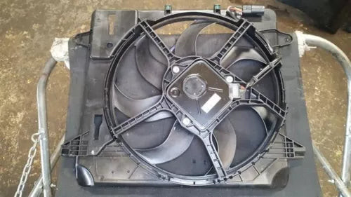 2012-2018 Jeep Wrangler 3.6L Radiator Motor Cooling Fan Assembly Oem used OEM cooling fan assembly