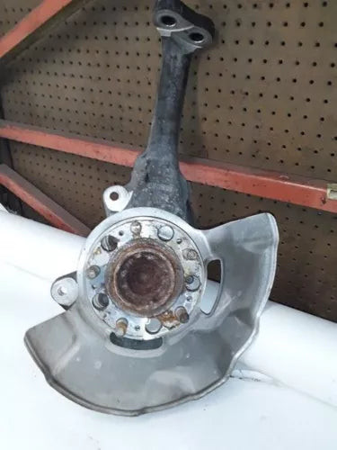 2011-2014 Hyundai Equus Front Right Passenger Spindle Knuckle Assembly OEM used OEM steering knuckle