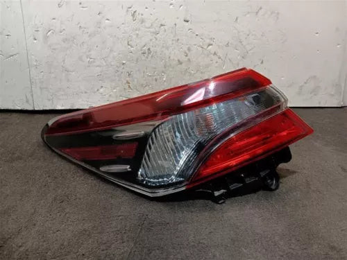2018-2024 Toyota Camry Left Side Driver Side Tail Light Assem Quarter Panel Oem used OEM tail light