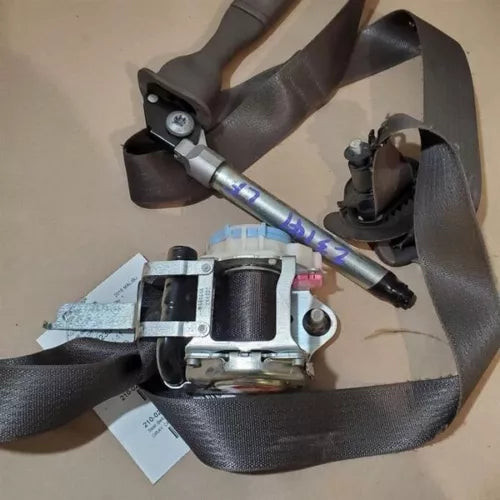 2016-2020 Chevy Malibu Front LH Driver Seat Belt Retractor Assembly Black Oem used OEM seat belt assembly