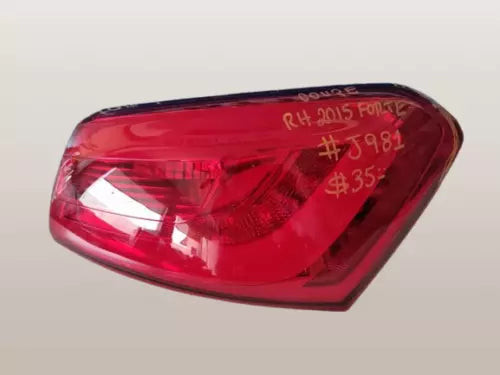 2014-2017 Kia Forte Rear Right Passenger Side Tail Light Assembly Oem used OEM tail light