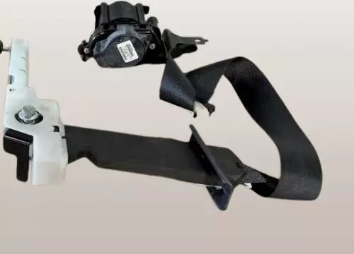 2020-2021 Nissan Versa Front Left Driver Seat Belt Retractor Assembly Black Oem used OEM seat belt assembly
