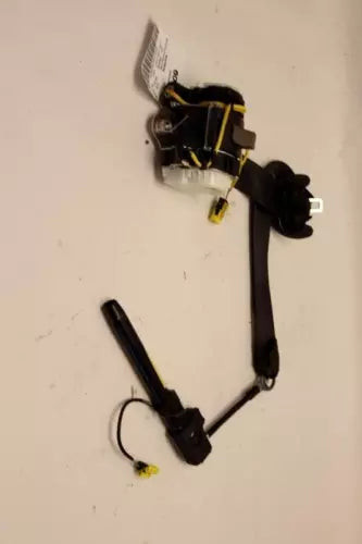 13-18 Volkswagen Tiguan Front RH Passenger Seat belt Retractor Pretensioner BLK used OEM seat belt assembly