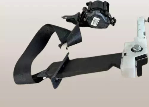 2020-2021 Nissan Versa Front RH Passenger Seat Belt Retractor Assembly Black Oem used OEM seat belt assembly
