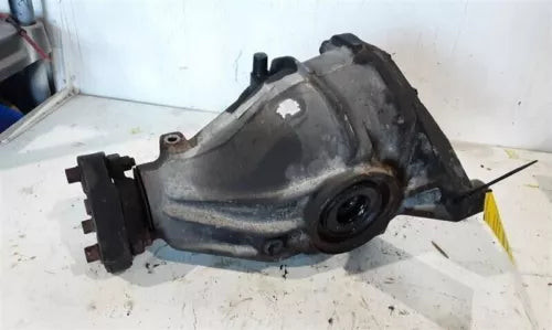 2006-2011 Dodge Charger 300 5.7L Rear Axle Differential Carrier 2.82 Ratio OEM used OEM differential carrier