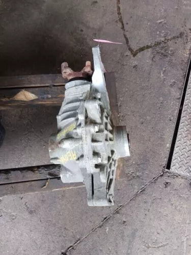 2002-2009 Chevy TrailBlazer Front Differential Carrier Assy 3.42 Ratio GU6 used OEM front differential carrier