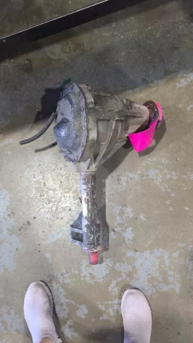2002-2005 Dodge Ram 1500 OEM Front Axle Differential Carrier Assembly 3.92 Ratio Used used OEM differential carrier