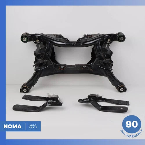 15-19 LR Discovery Sport L550 Rear Subframe Suspension Crossmember w/ Mount OEM used OEM rear subframe and crossmember