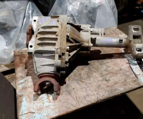 2007-2013 Cadillac Escalade Yukon Front Differential Carrier Assy 3.42 Ratio GU6 used OEM front differential carrier