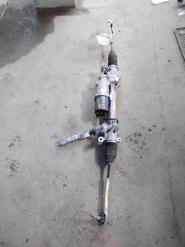 2015-2018 Mercedes C Class C300 Steering Gear Power Rack and Pinion Assembly Oem used OEM rack and pinion assembly