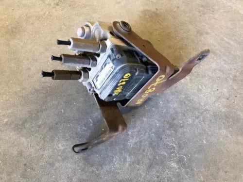 2002-2004 Ford F250SD F350SD ABS Pump Anti Lock Brake Module Assembly 4x4 OEM used OEM ABS pump and module