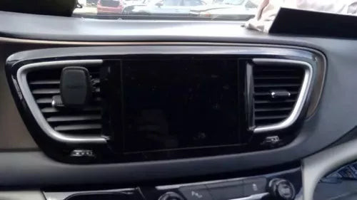 2018-2020 Chrysler Pacifica Display Information Screen Radio Reciever Panel OEM used OEM radio receiver